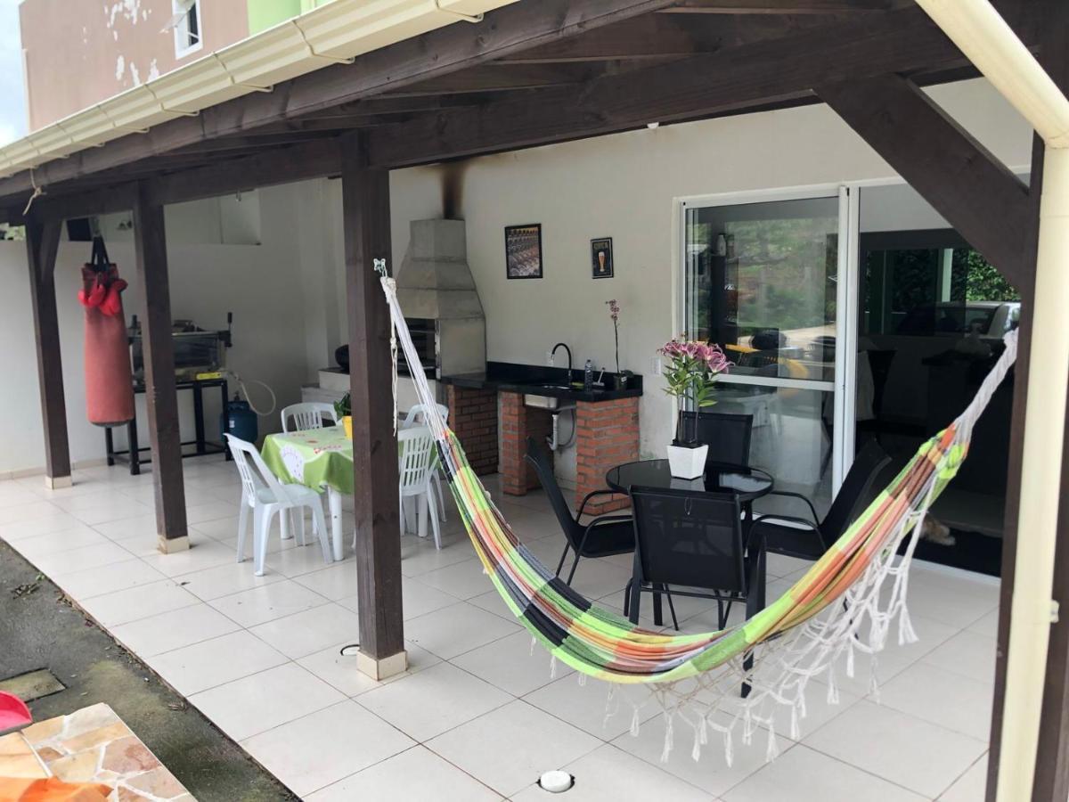 Linda Casa Piscina Natureza Holiday home